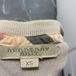 Burberry Beige and Black Plaid sweter